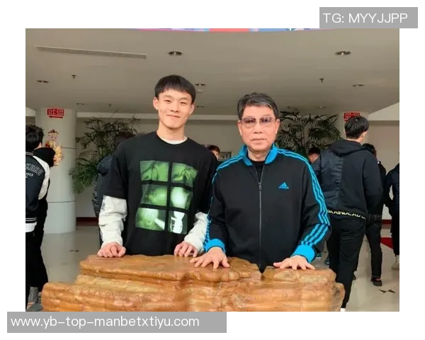 刘若钒加盟海港首季大放异彩五球六助助力夺冠打破两年进球荒