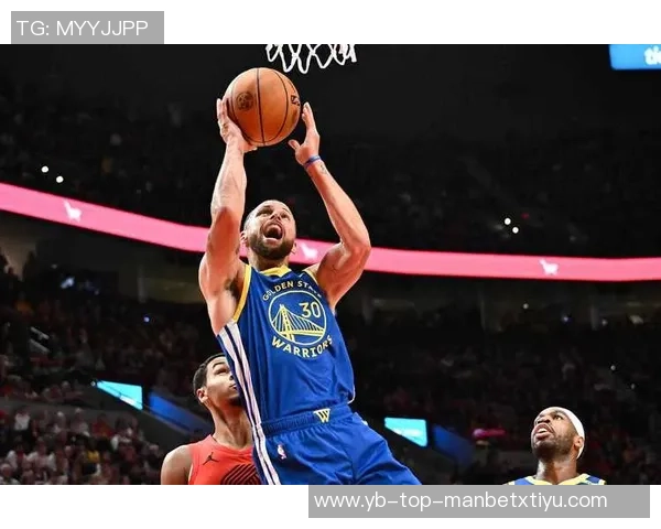 波杰姆斯基赛前与前队友维金斯重聚两人亲密拥抱温情互动